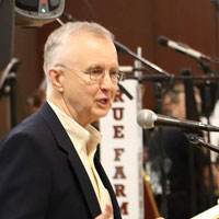 Fred Bartenstein moderates Southwestern Ohio Bluegrass Music Heritage lecture series, Hamilton (OH), March 7, 2017. (Photo: Miami University Regionals)